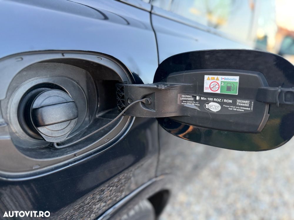 Porsche Cayenne - 26