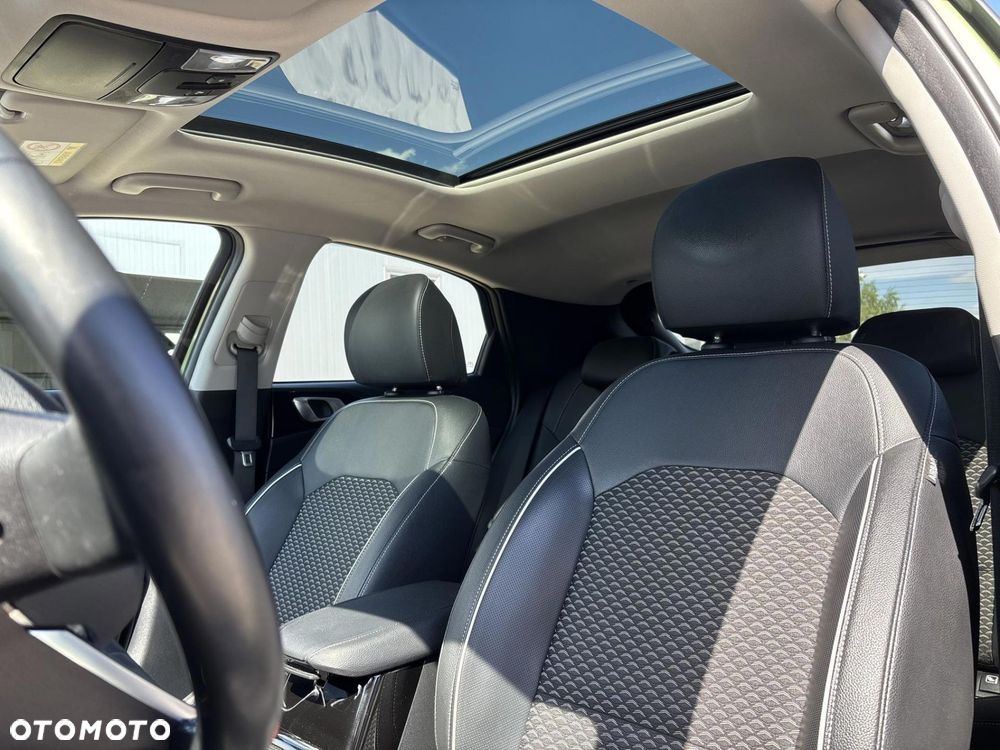 Kia XCeed 1.5 T-GDI Business Line DCT - 12