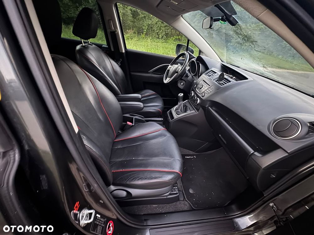 Mazda 5 - 25