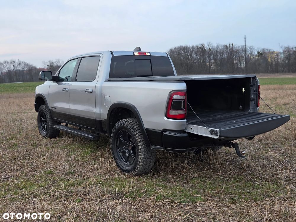 Dodge RAM - 11