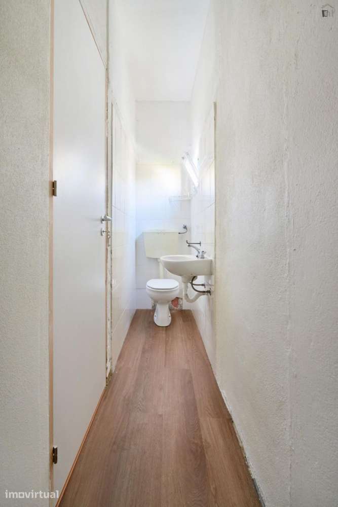 Quarto - localizado em Avenida da Liberdade Lisbon - Grande imagem: 2/25