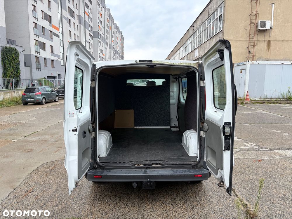 Renault Trafic - 22