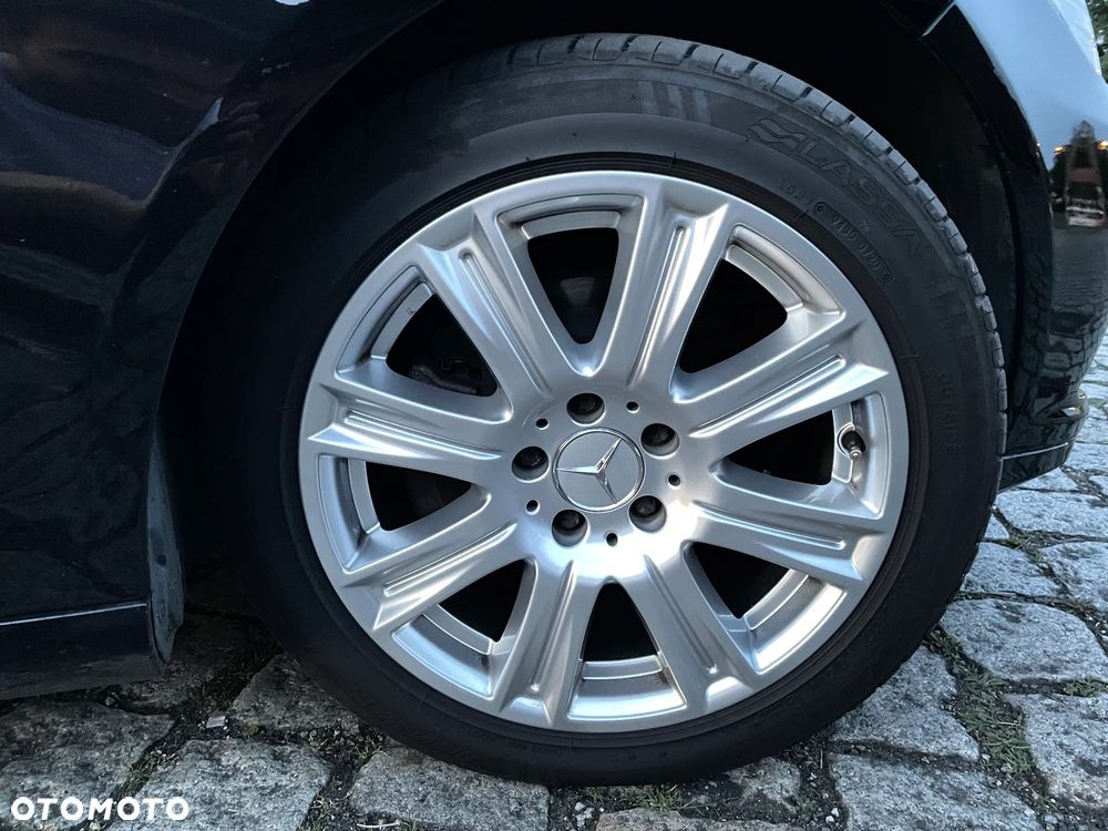 Mercedes-Benz Klasa E 220 CDI DPF BlueEFFICIENCY Automatik Elegance - 20