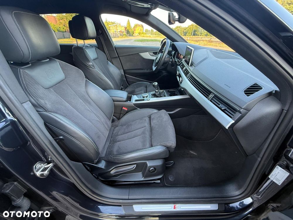 Audi A4 Avant 2.0 TDI - 15