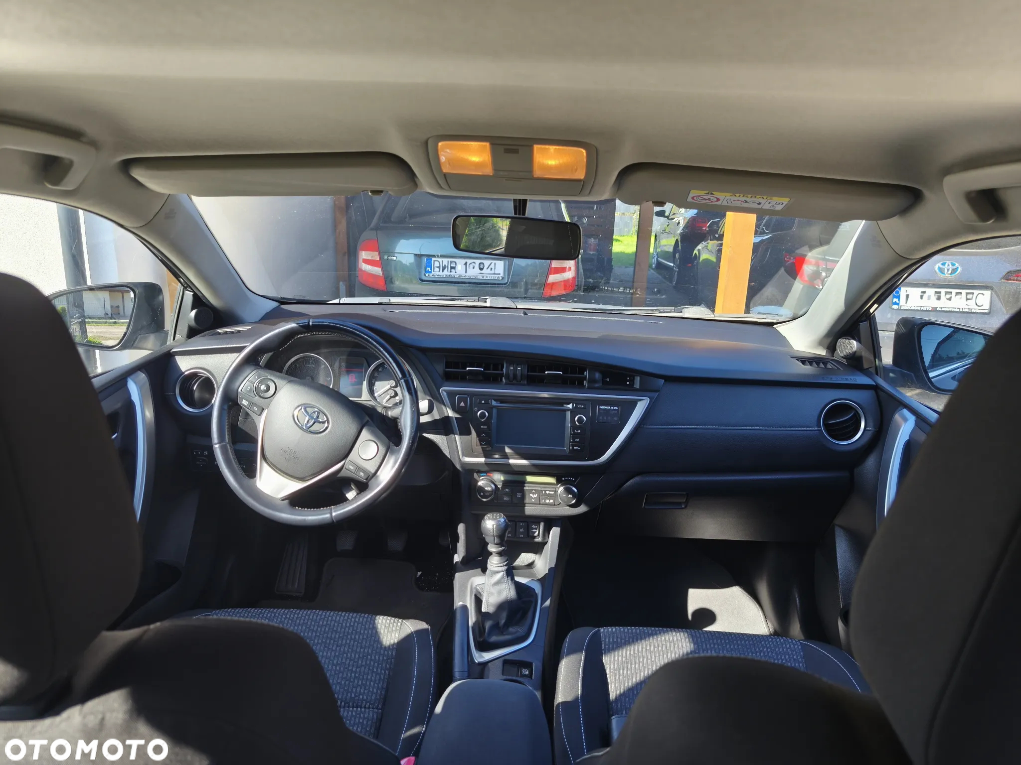 Toyota Auris 2.0 D-4D Comfort - 22