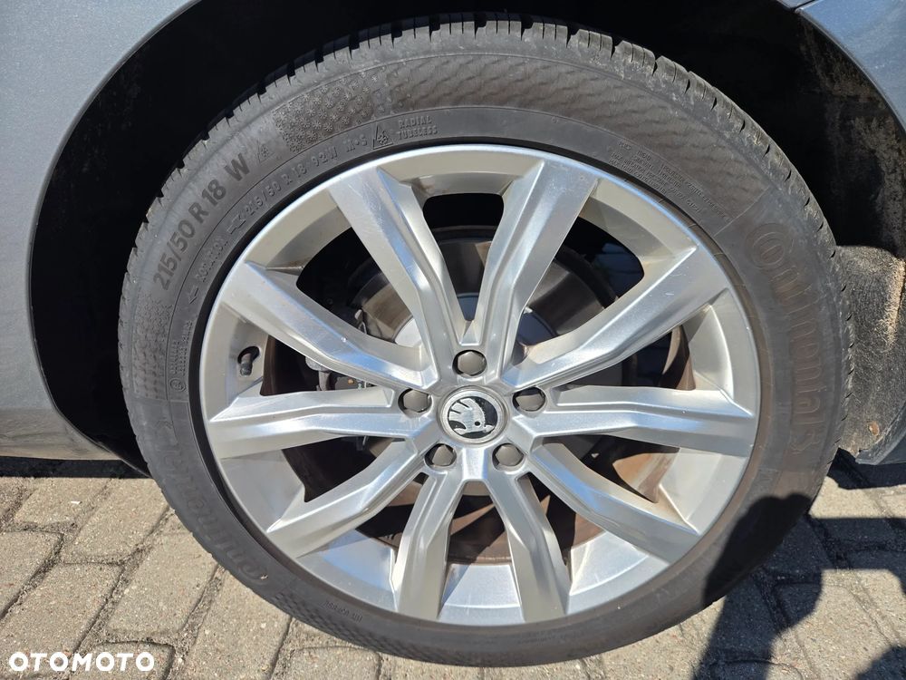 Skoda Superb 2.0 TDI 4x4 Style DSG - 28