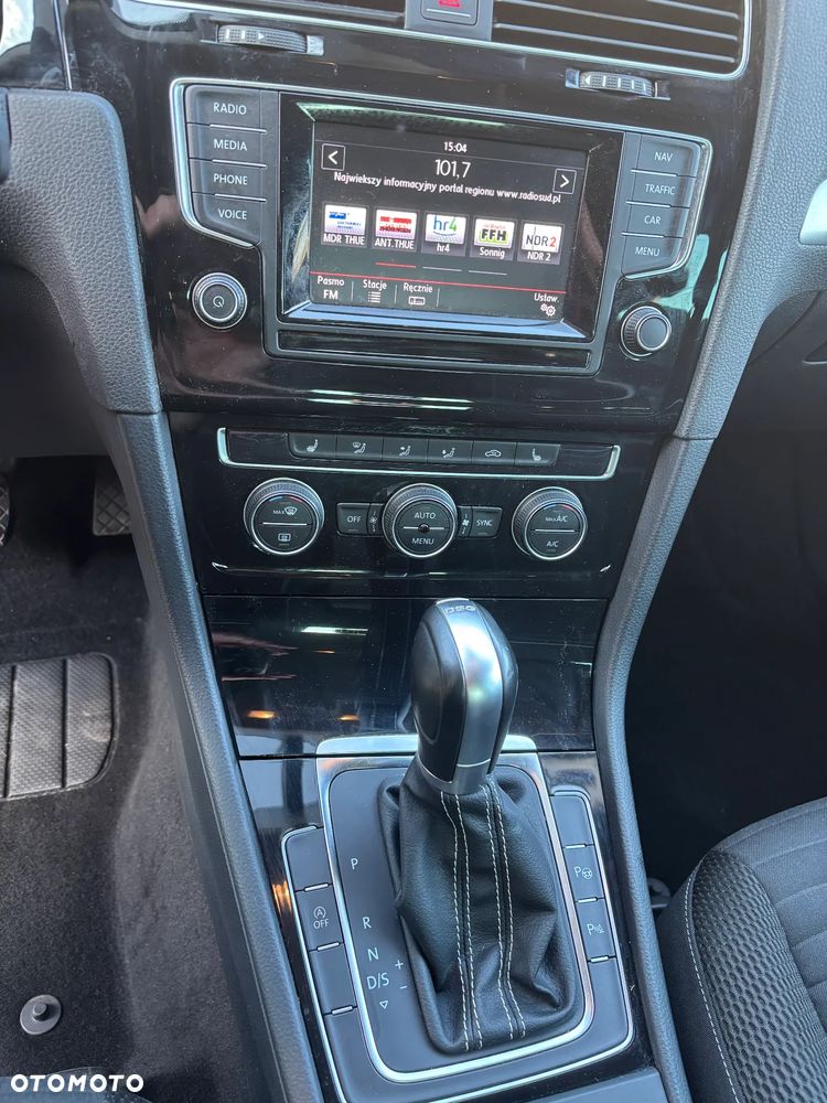 Volkswagen Golf 1.4 TSI BlueMotion Technology DSG Cup - 20