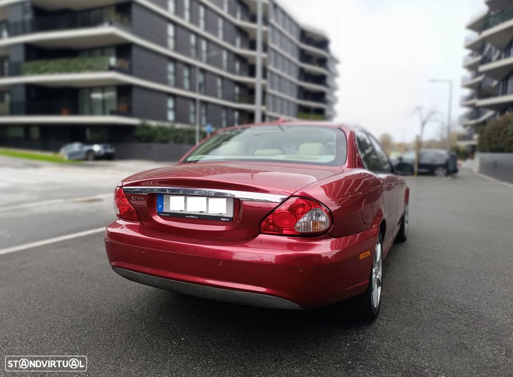 Jaguar X-Type 2.2 D Exclusive Aut. - 2