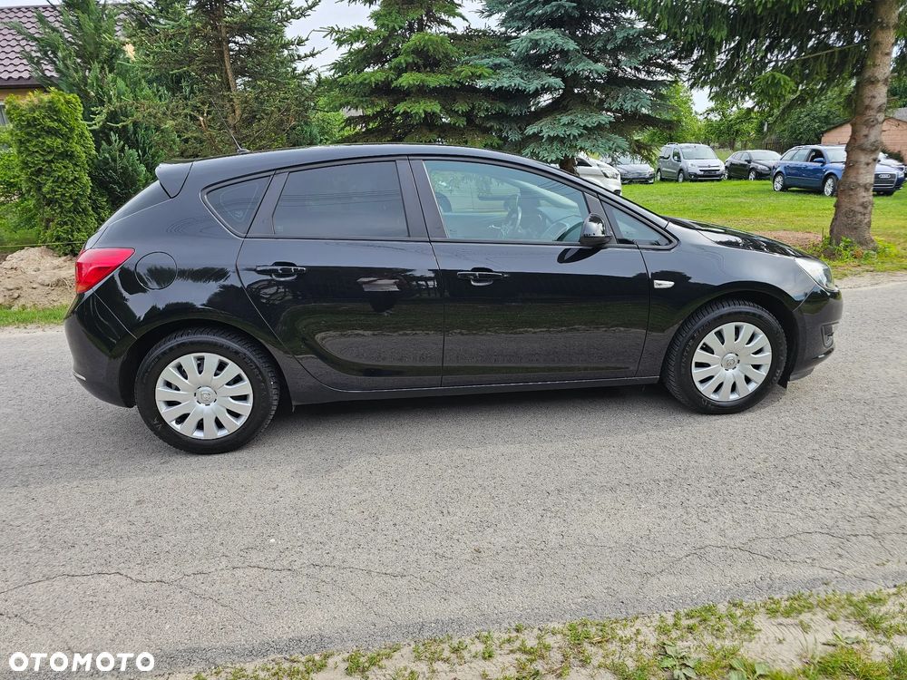 Opel Astra - 25