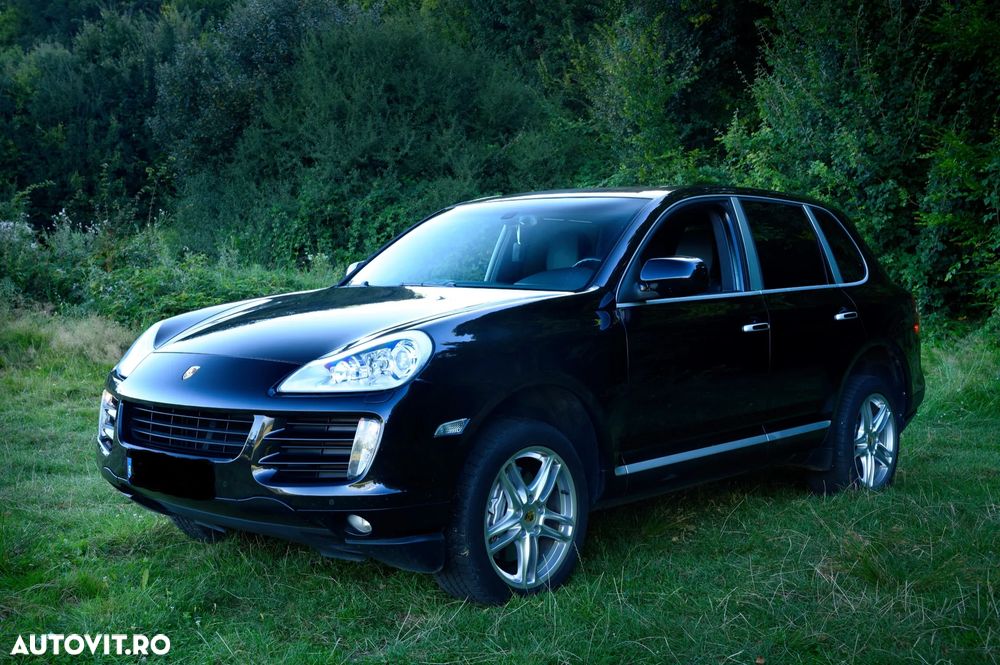 Porsche Cayenne - 2