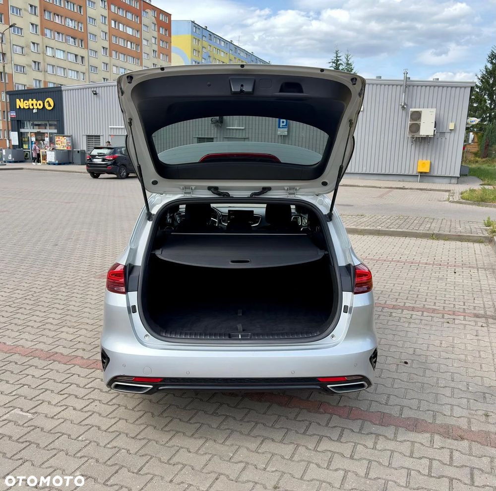 Kia Ceed 1.6 CRDi GT Line DCT - 11