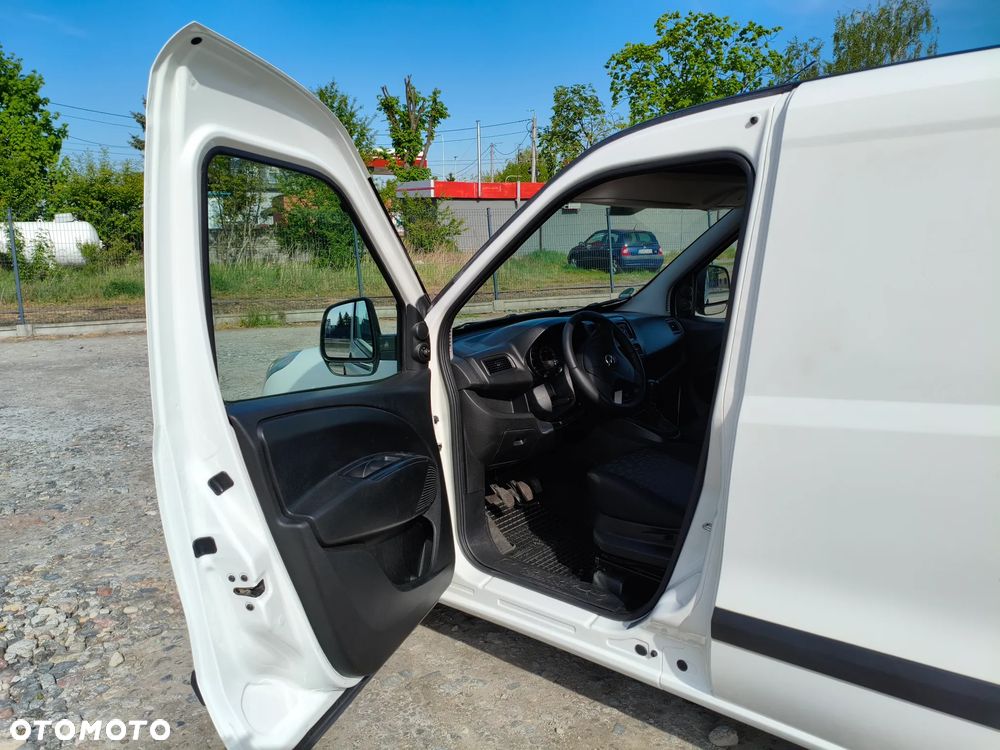 Opel COMBO D-VAN !!! Jak NOWY!! Maxi L2H1 !! 100% PEWNY!!! - 16