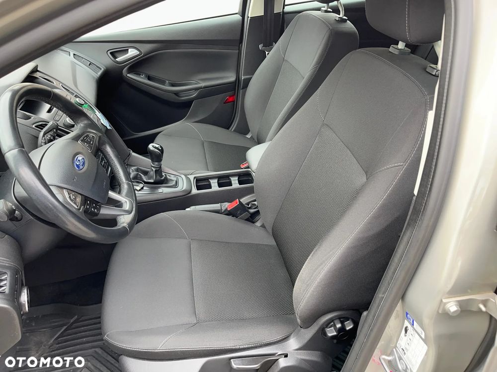 Ford Focus 1.6 Gold X - 10
