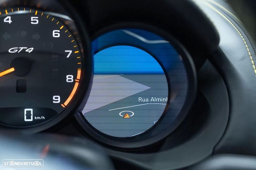 Porsche Cayman 3.8 GT4 - 34