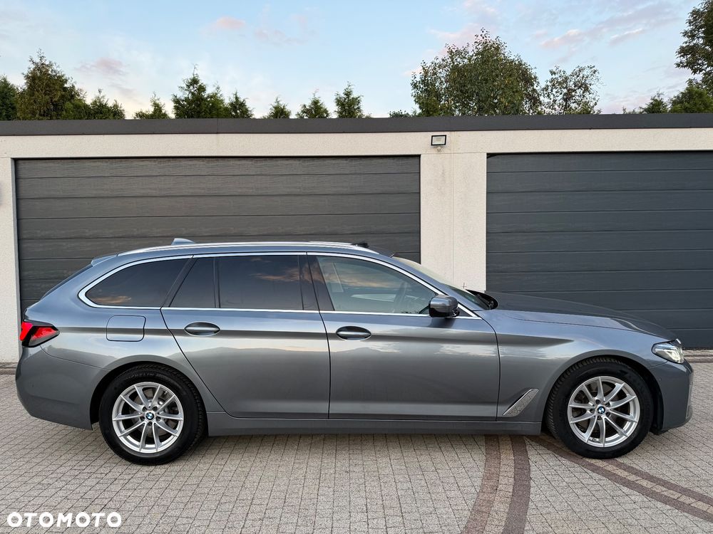 BMW Seria 5 520d Luxury Line sport - 10