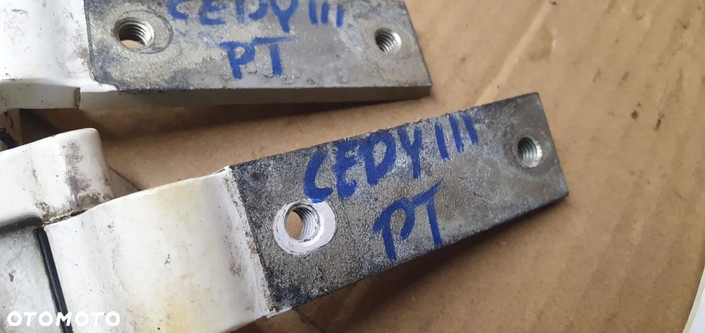 Zawiasy drzwi prawy tył dolny górny komplet VW Caddy III Lift 2K0827152C - 8