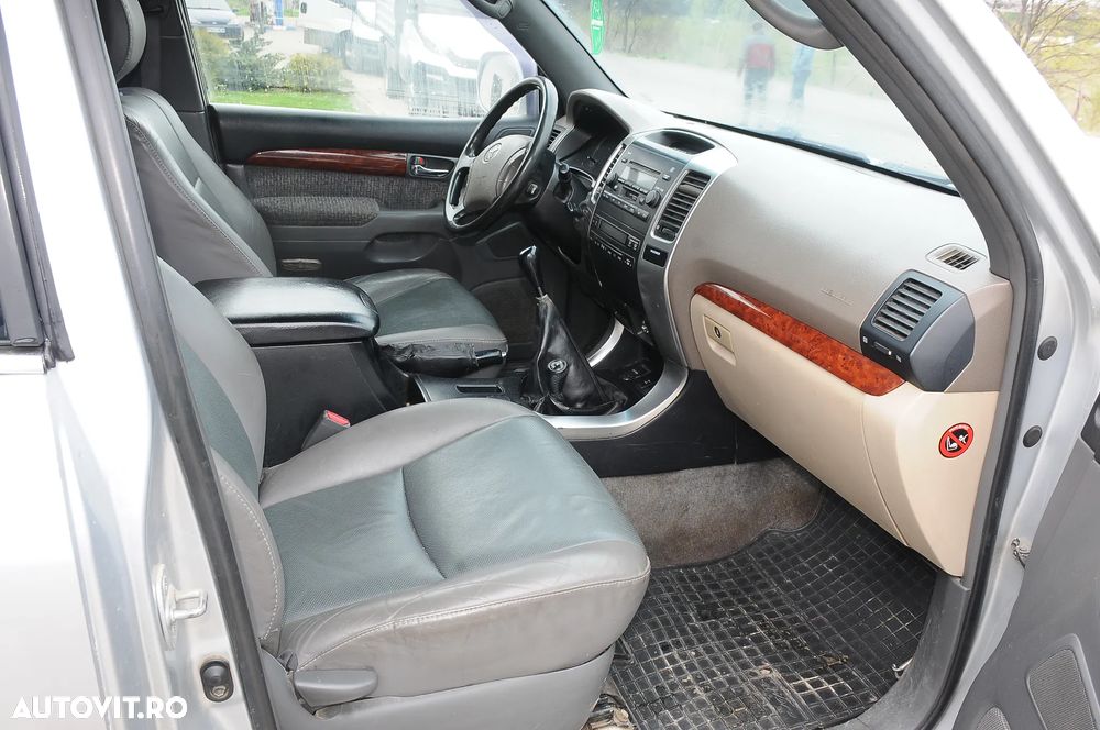 Toyota Land Cruiser D-4D - 7
