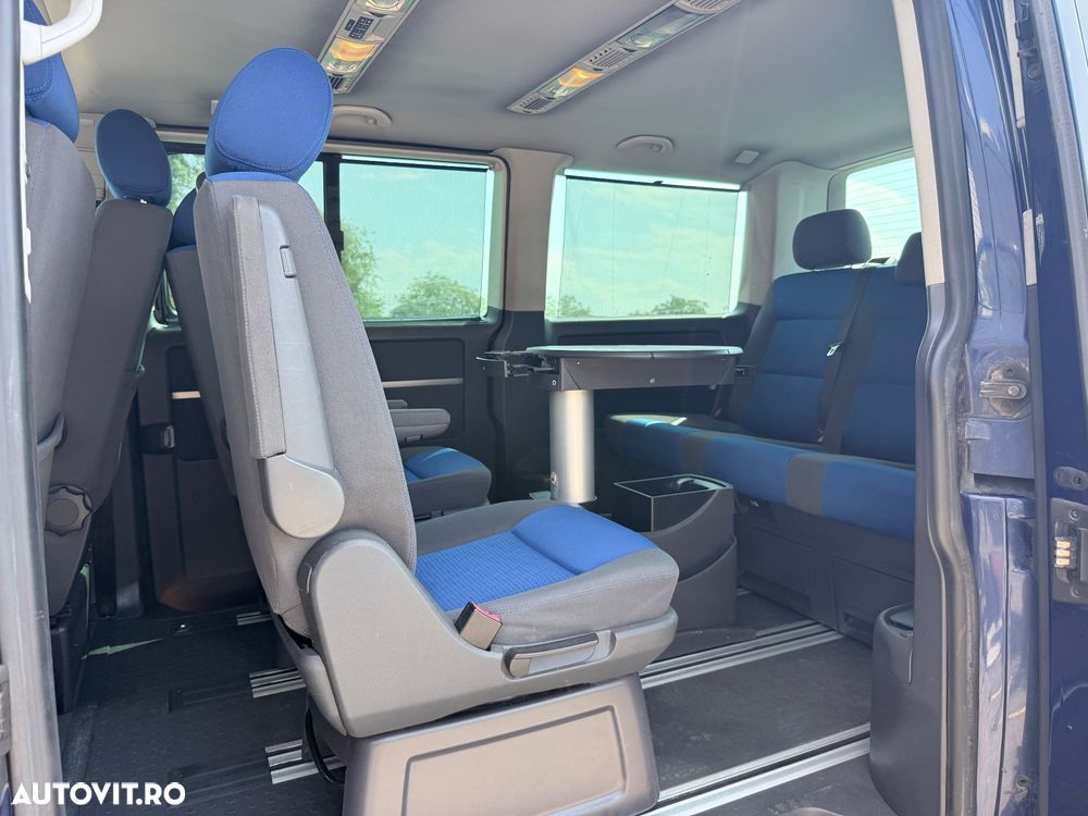 Volkswagen Multivan - 12