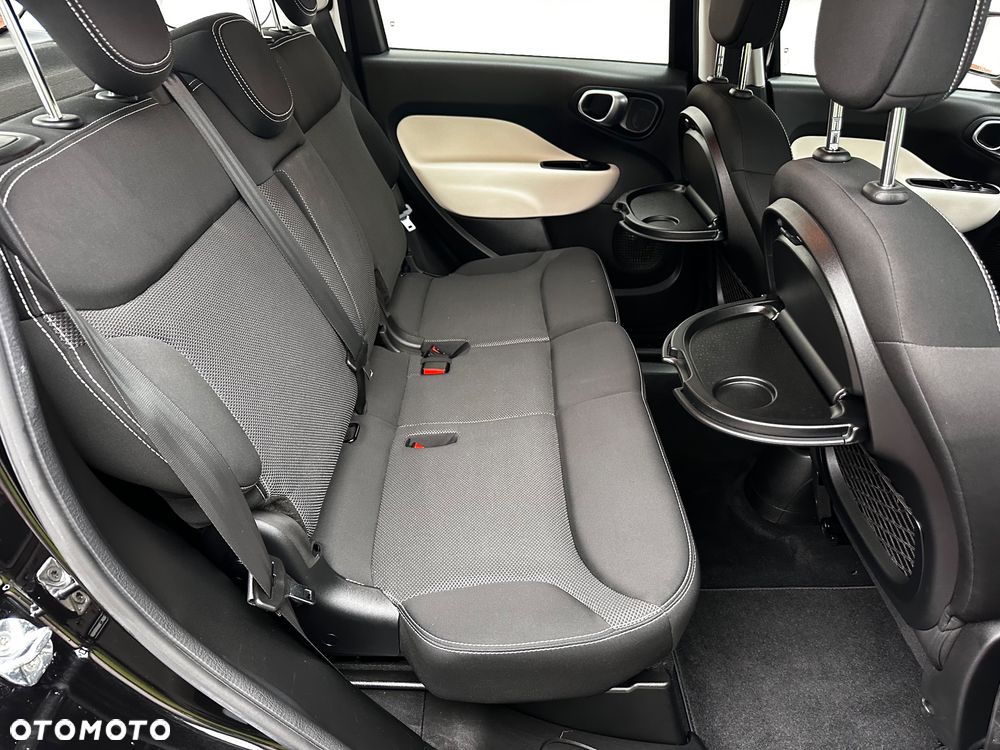 Fiat 500L Urban 1.4 T-Jet 16V Lounge - 24