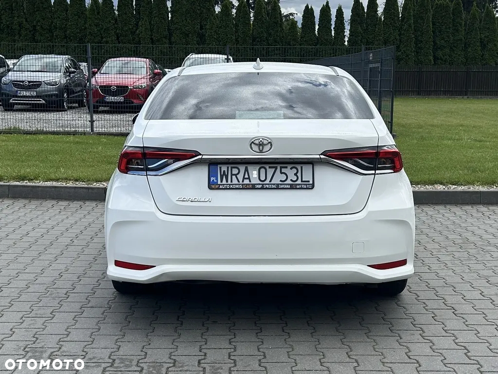 Toyota Corolla - 18