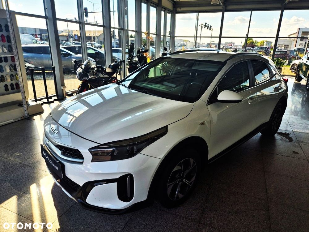 Kia XCeed 1.5 T-GDI M - 2