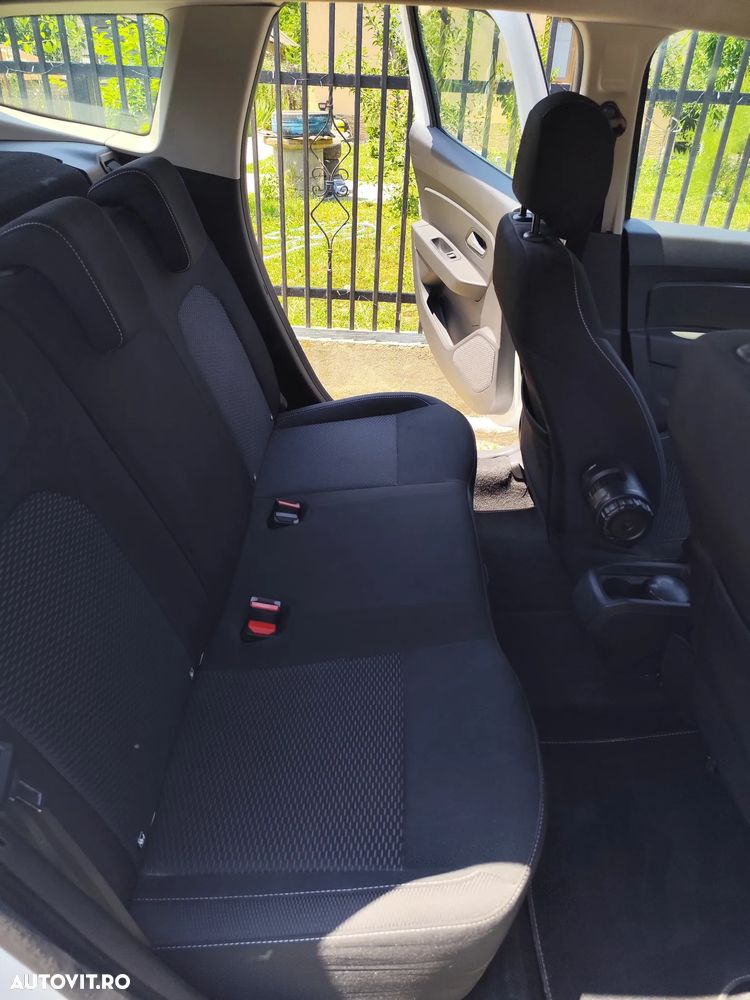 Dacia Duster TCe 90 Comfort - 10