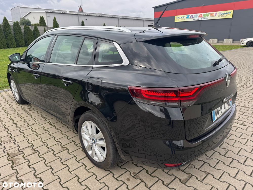 Renault Megane Grandtour E-TECH Plug-in 160 BUSINESS EDITION - 34
