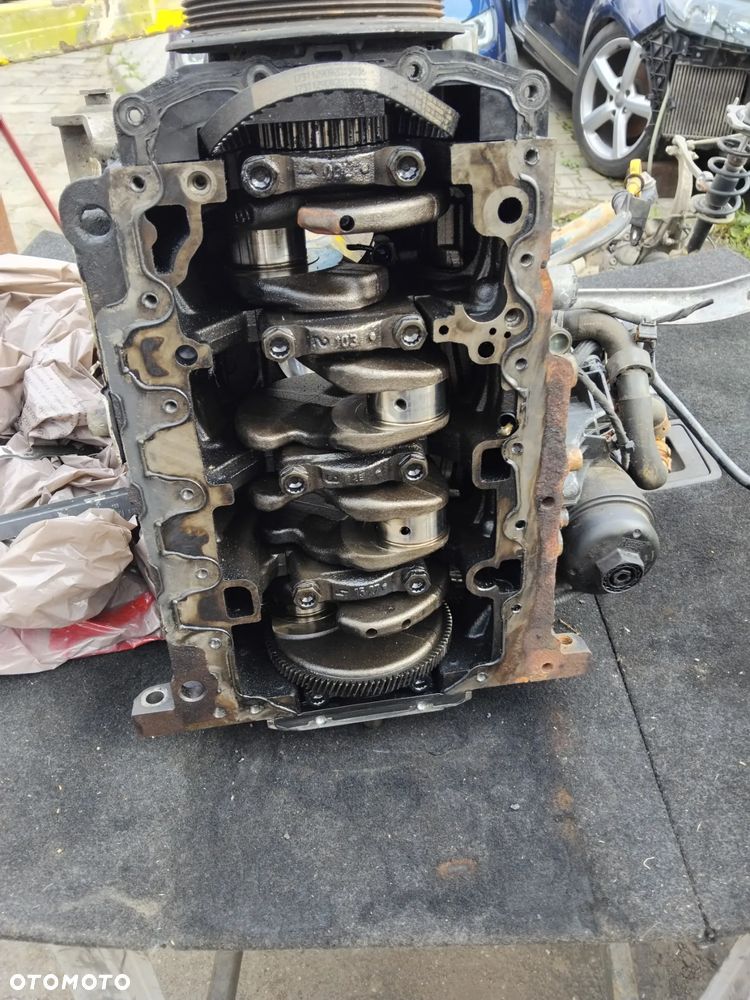 Blok silnika 2.0 TDI CRL - 4