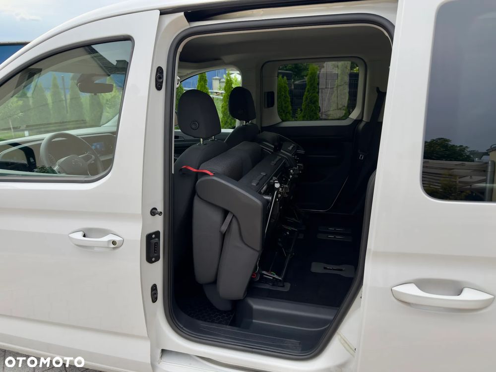 Volkswagen Caddy 2.0 TDI Comfortline - 12