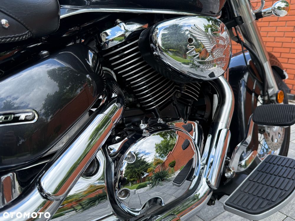 Suzuki VL 800 Volusia - Boulevard C50 - 14