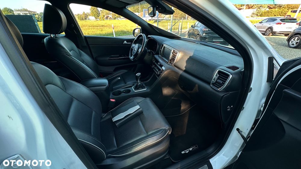 Kia Sportage 1.6 T-GDI AWD GT LINE - 17