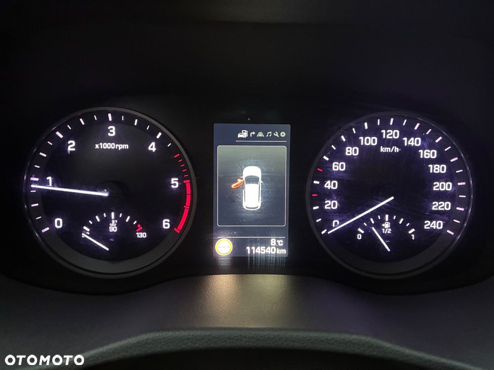 Hyundai Tucson 2.0 CRDI Comfort 4WD - 17