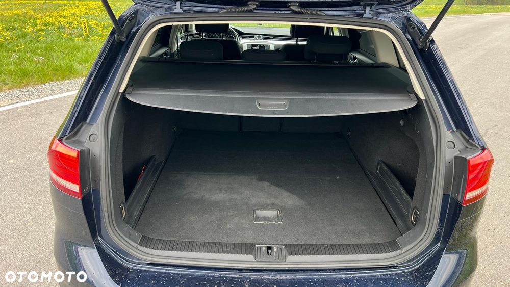 Volkswagen Passat 2.0 TDI BMT Comfortline DSG - 22