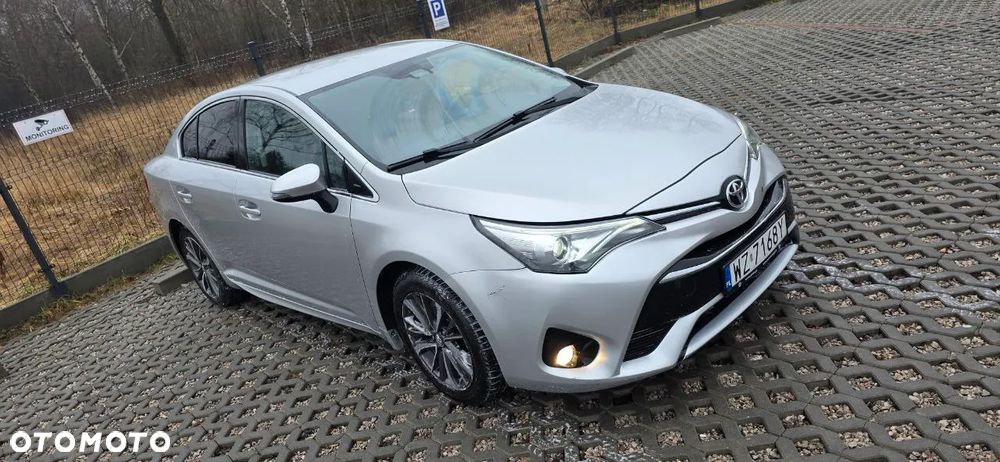 Toyota Avensis - 5