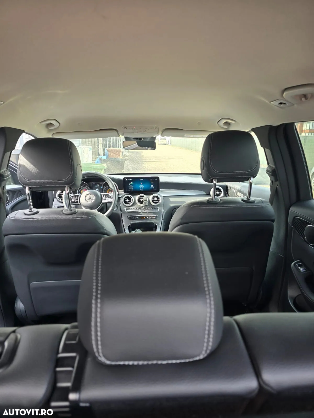 Mercedes-Benz GLC 200 4MATIC - 9