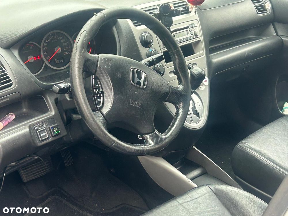 Honda Civic 2004 photo 2