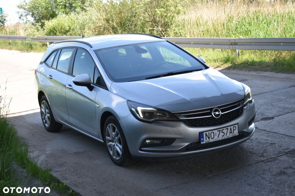 Opel Astra - 11