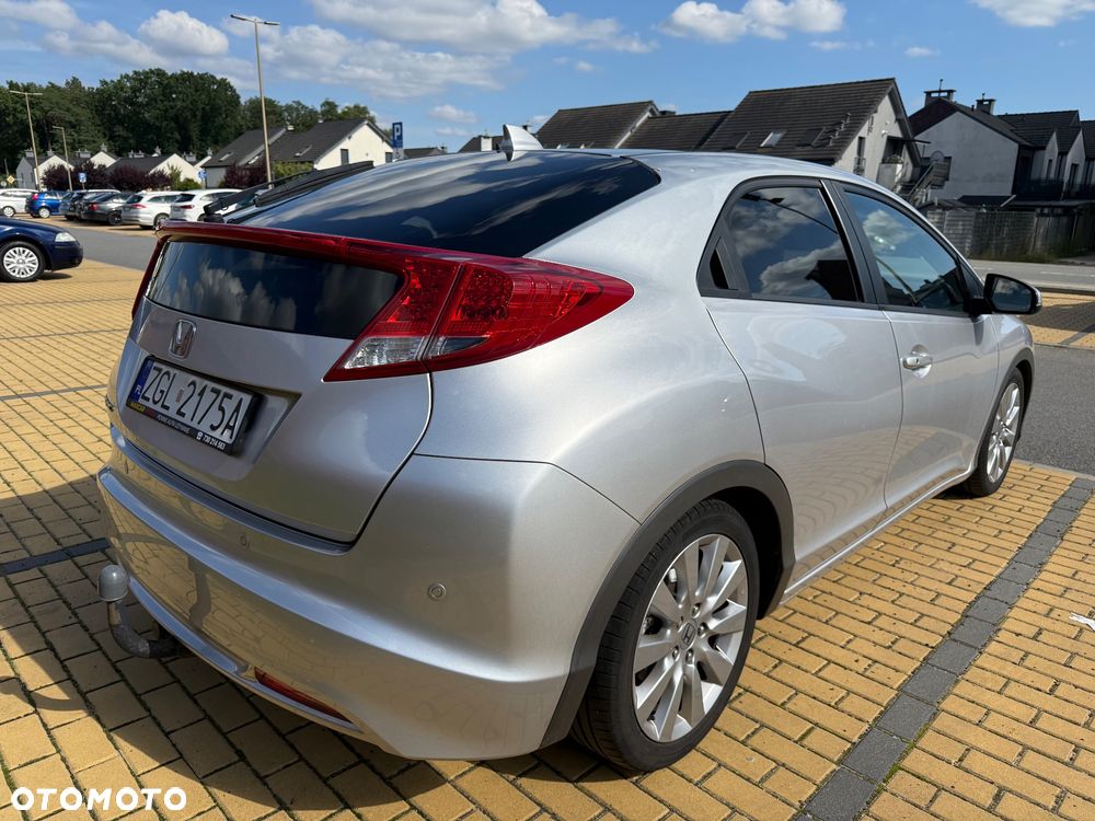 Honda Civic 1.8 i-VTEC Executive - 6