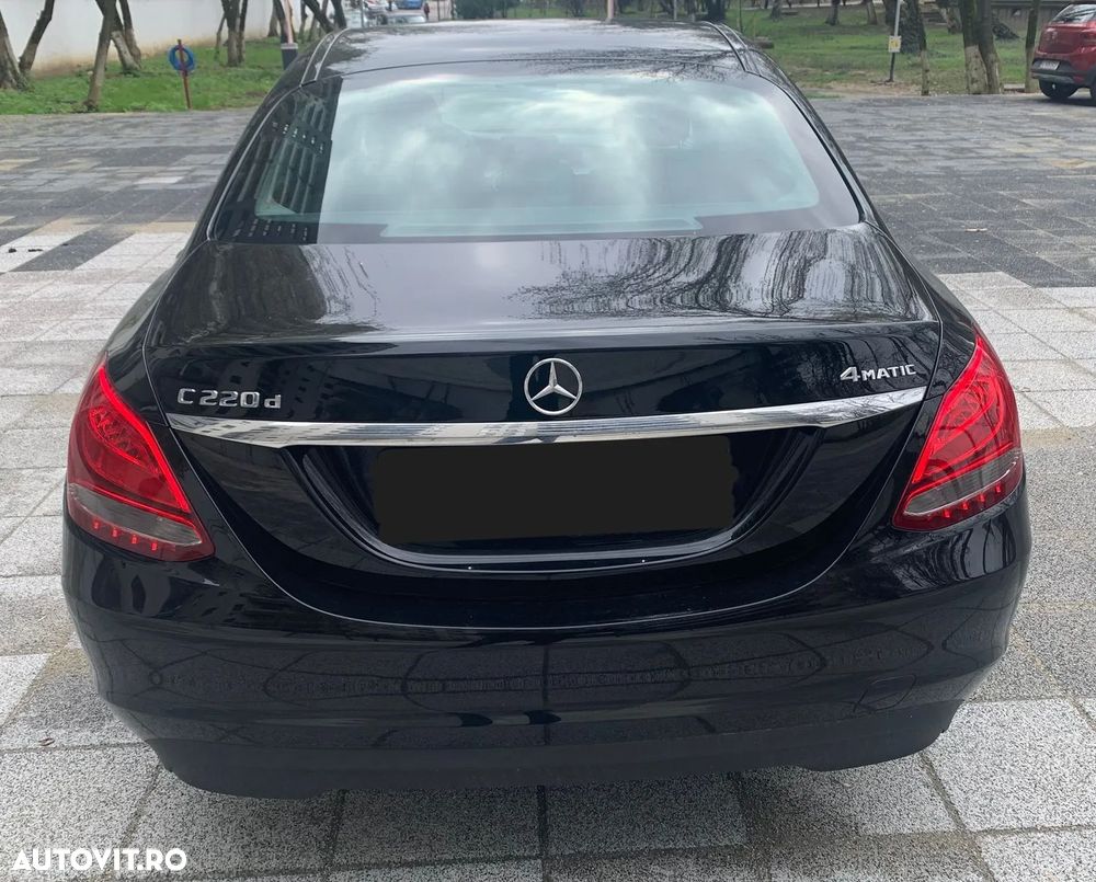 Mercedes-Benz C 220 d 4MATIC Aut - 4