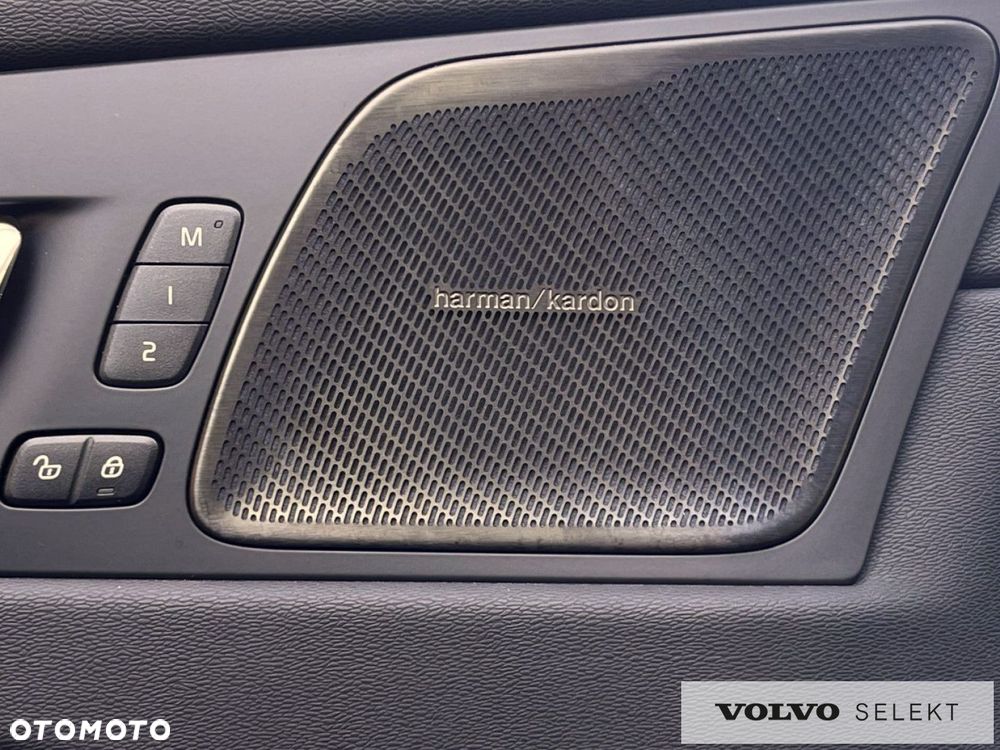 Volvo XC 60 - 32