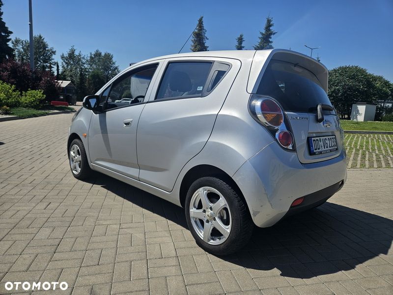 Chevrolet Spark 1.0 LS+ - 4