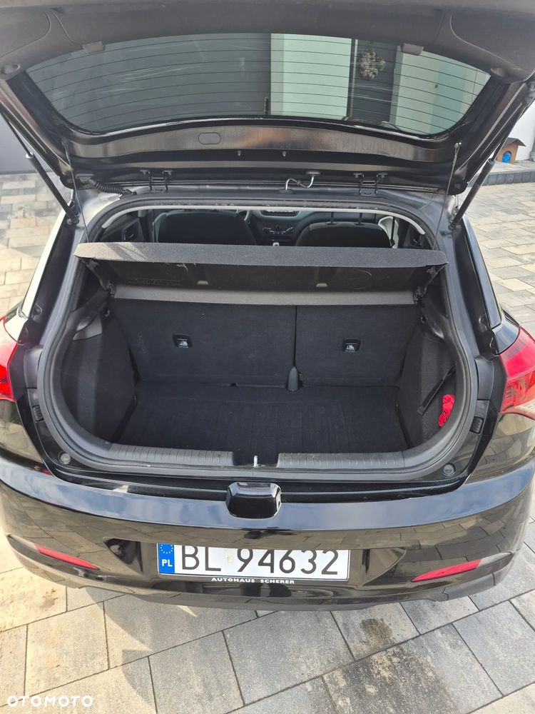 Hyundai i20 1.2 Select - 22