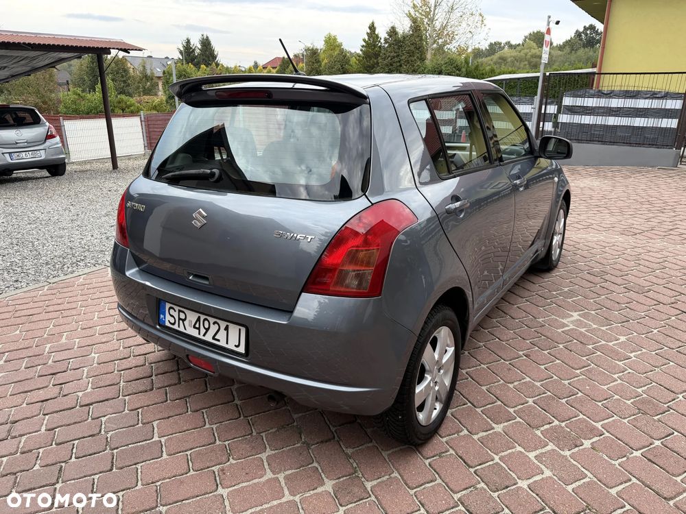Suzuki Swift 1.3 GS / Premium 4WD - 4