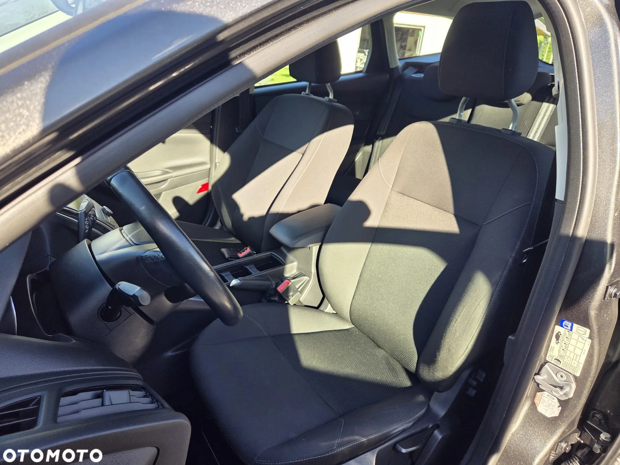 Ford Focus 1.0 EcoBoost Active Business - 12