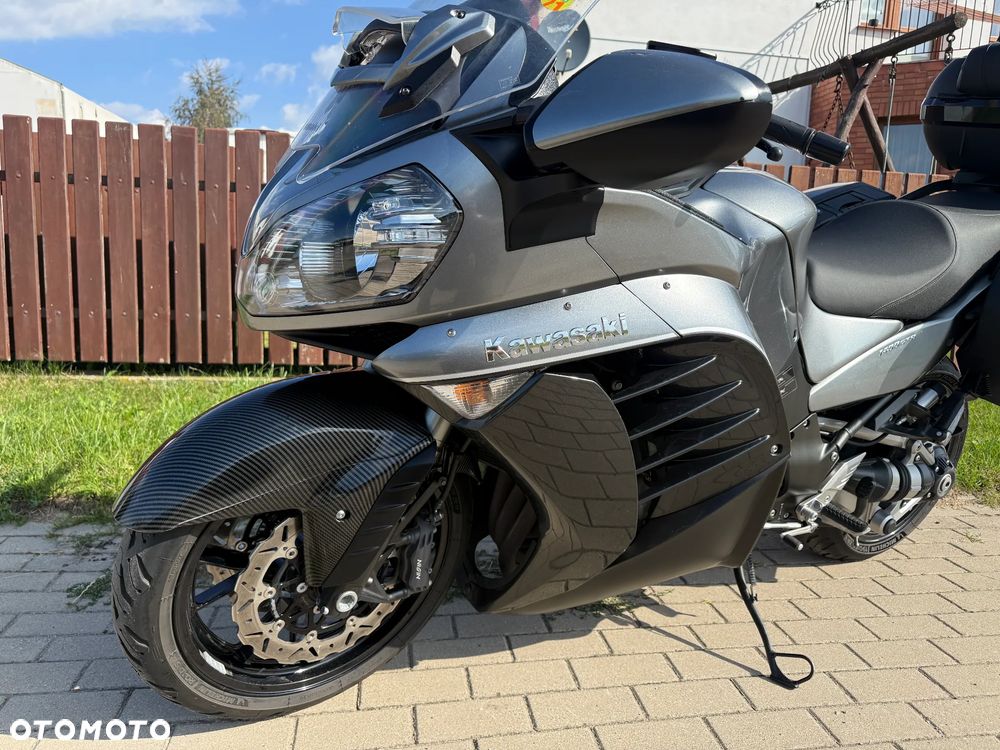 Kawasaki GTR - 11