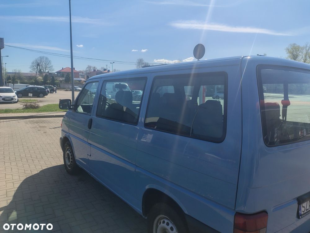 Volkswagen Transporter - 4
