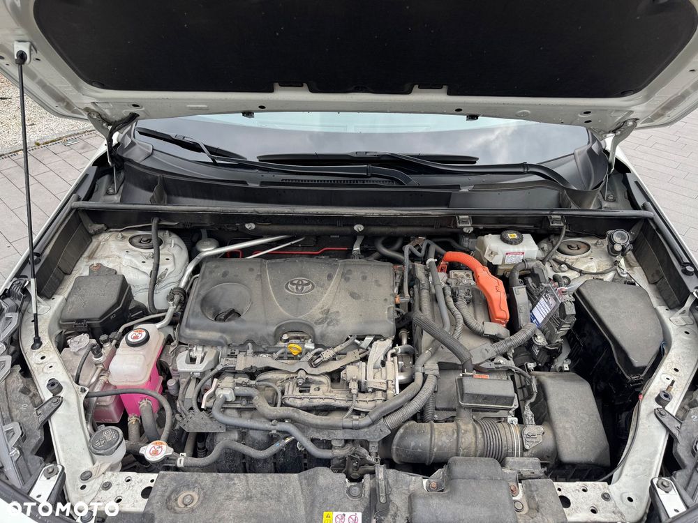 Toyota RAV4 - 8