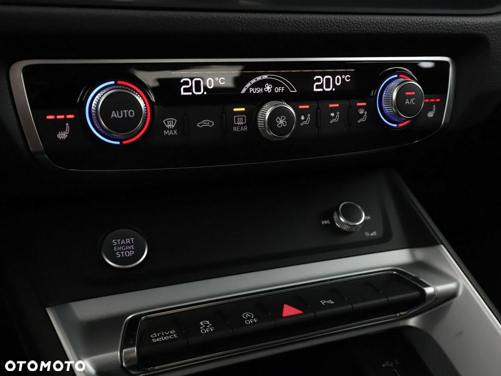 Audi Q3 35 TDI Quattro S Line - 28