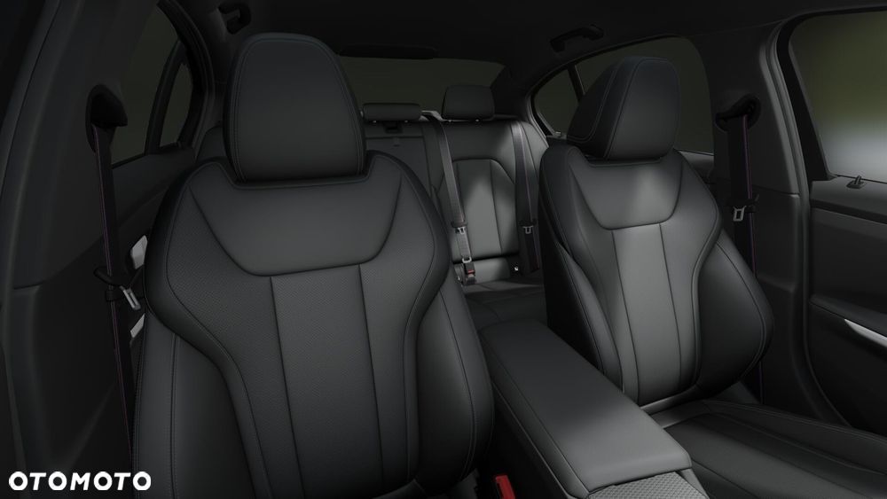BMW Seria 3 330i xDrive M Sport sport - 5