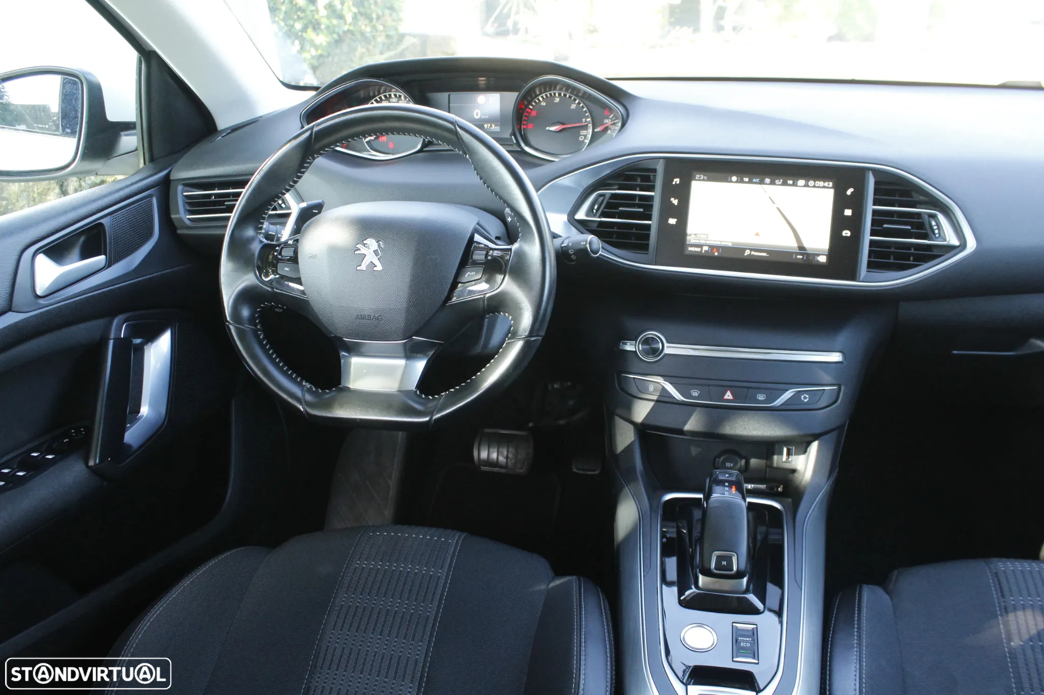 Peugeot 308 1.5 BlueHDi Allure Pack EAT8 - 18